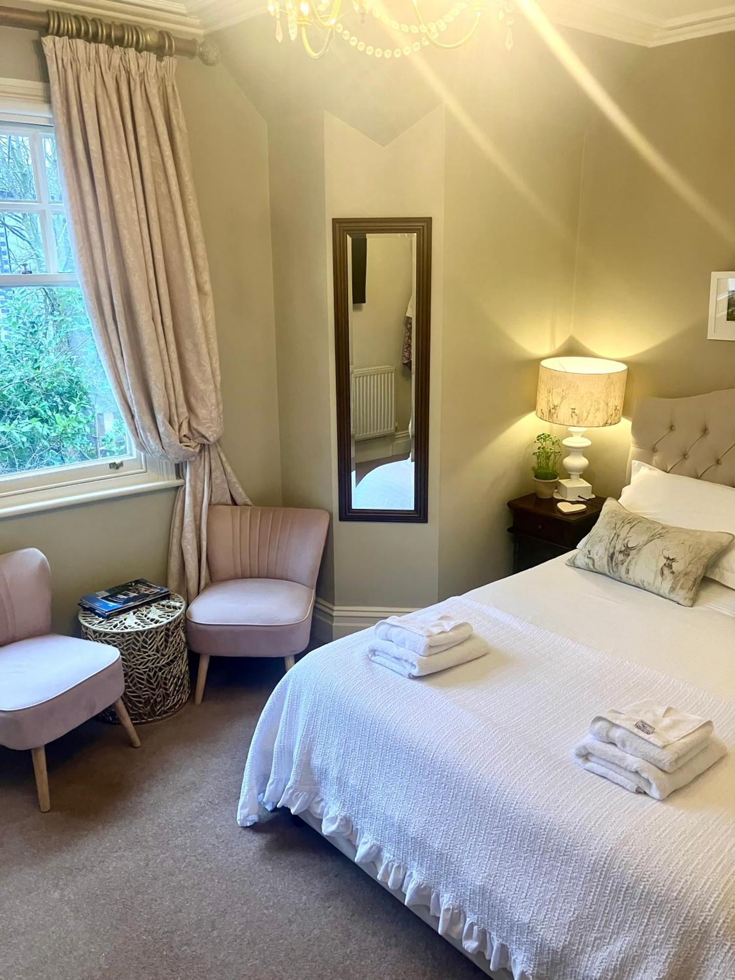 Storrs Gate House Bed & Breakfast Bowness-on-Windermere Bagian luar foto