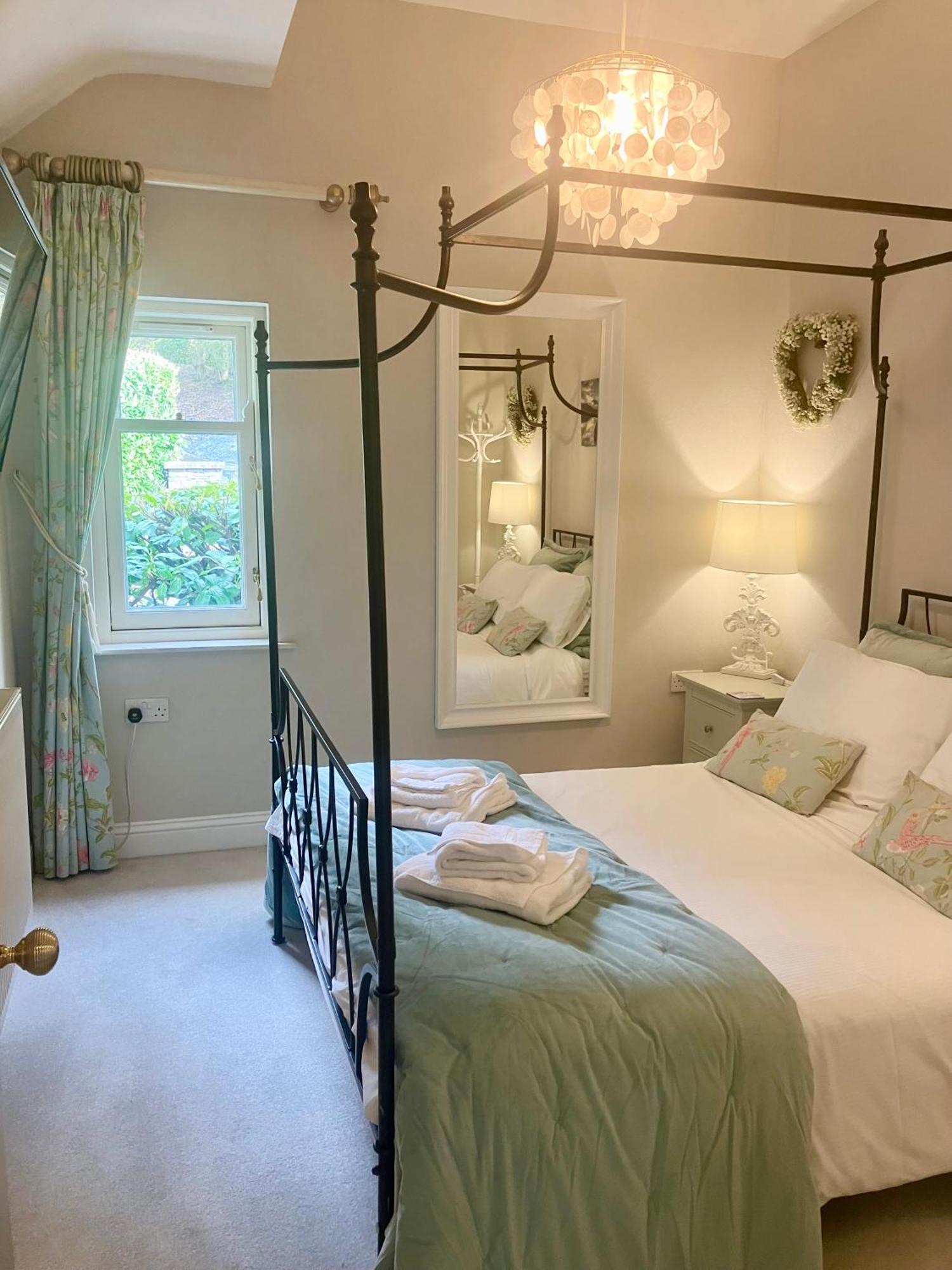 Storrs Gate House Bed & Breakfast Bowness-on-Windermere Bagian luar foto